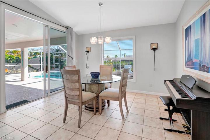2707 SW 2nd  AVE, Cape Coral, FL 33914