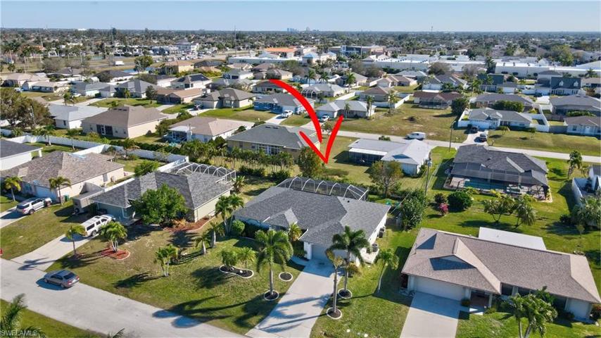 2707 SW 2nd  AVE, Cape Coral, FL 33914