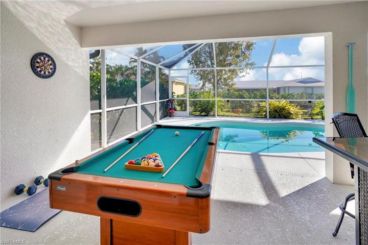 2707 SW 2nd  AVE, Cape Coral, FL 33914