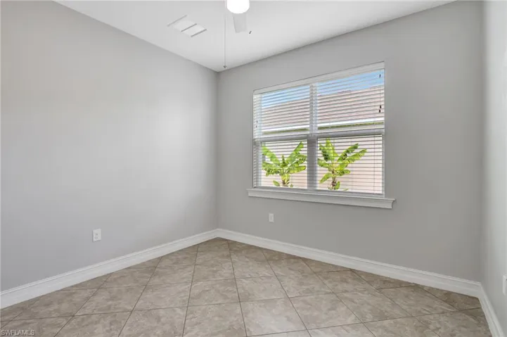 2628  Corona  LN, Cape Coral, FL 33909