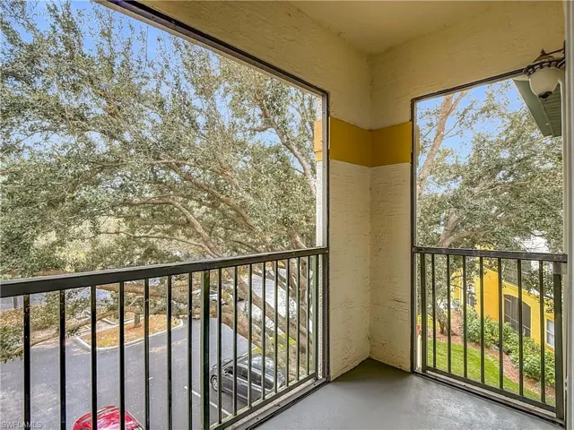 Balcony with a sunroom