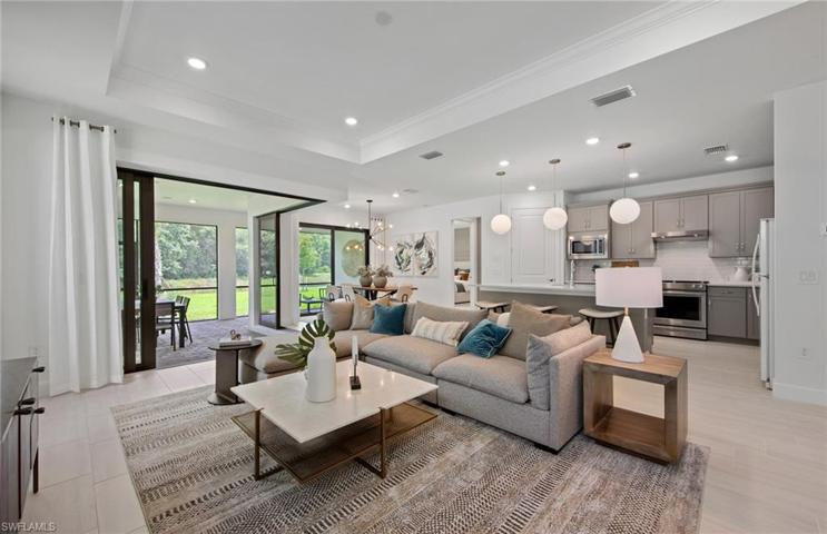 Photo of furnished model, options may vary.