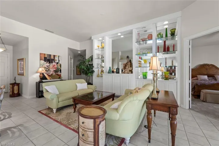 4309  Montalvo  CT, Naples, FL 34109