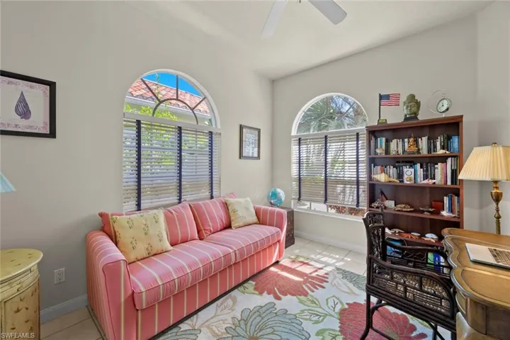 4309  Montalvo  CT, Naples, FL 34109