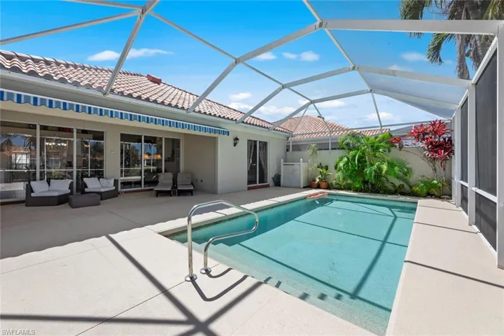 4309  Montalvo  CT, Naples, FL 34109