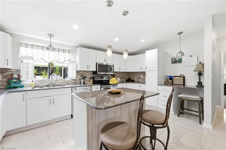 1759 Beverly Dr, Naples, Florida 34114