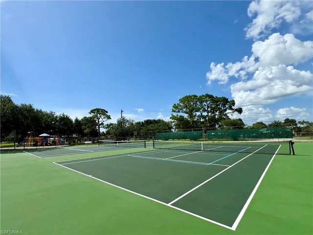 Waterway Park Tennis Courts