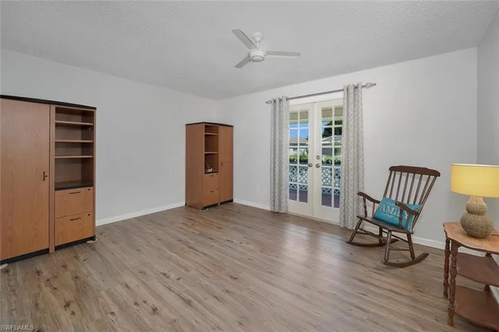 Bedroom 3 / Den