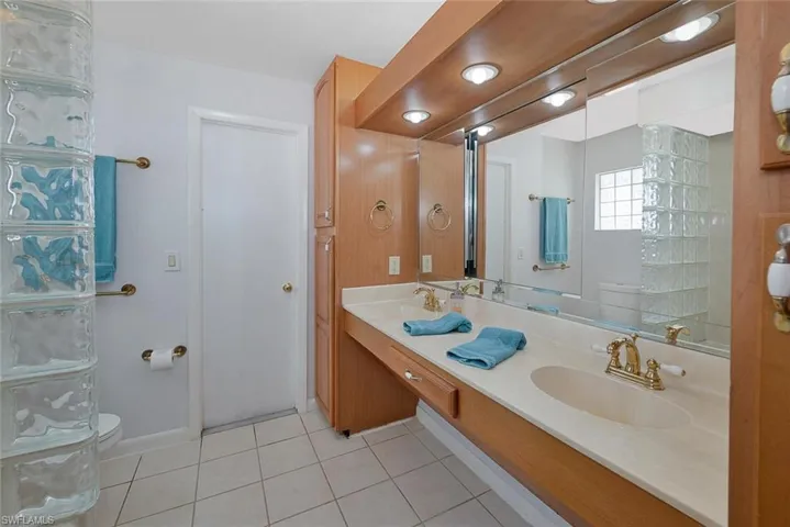 4739  Rhyme  CT, North Fort Myers, FL 33903