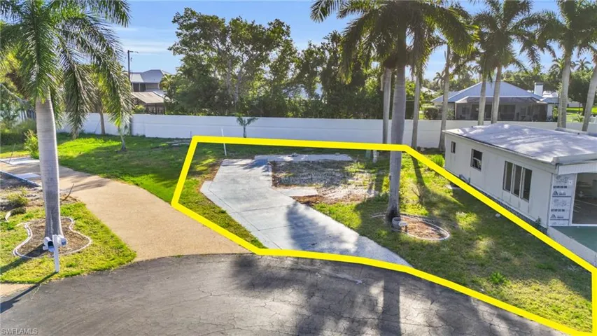 58  Poplar  PL, Fort Myers, FL 33908