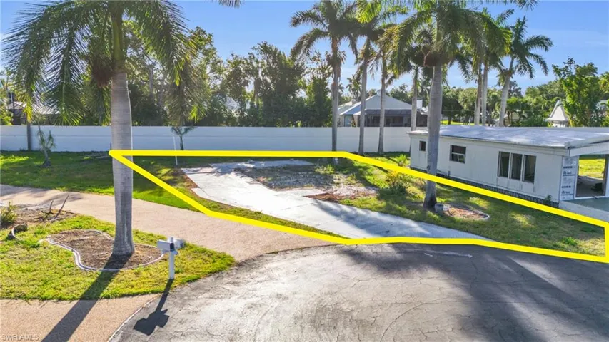58  Poplar  PL, Fort Myers, FL 33908