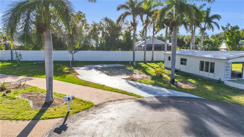 58  Poplar  PL, Fort Myers, FL 33908
