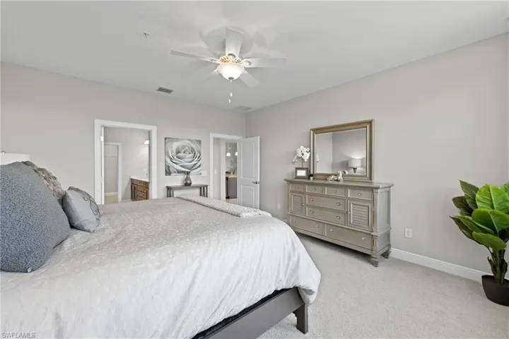 1602  Oceania S DR, Naples, FL 34113