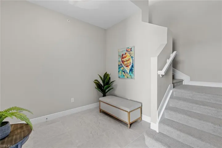 1602  Oceania S DR, Naples, FL 34113