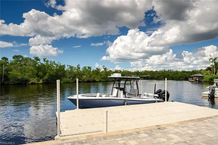 1836 Harbor Ln, Naples, Florida 34104
