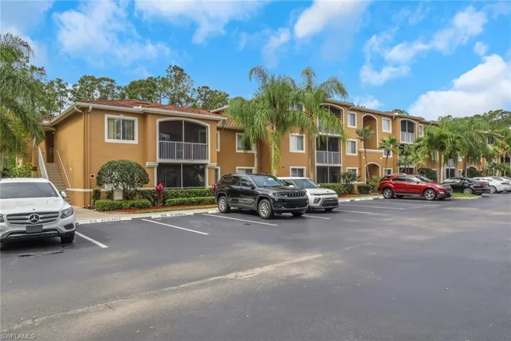 1st floor unit in back, preserve view
