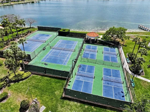 Community Amenities-Tennis & Pickleball