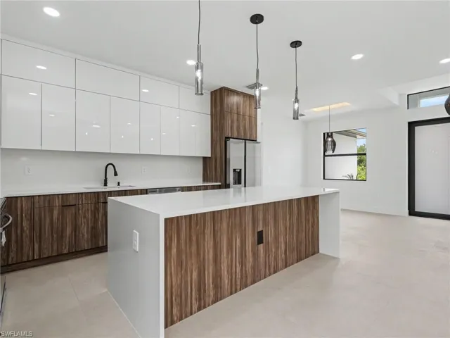 913 Joponica Ave S, Lehigh Acres, Florida 33974