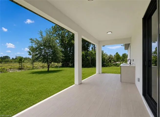 913 Joponica Ave S, Lehigh Acres, Florida 33974