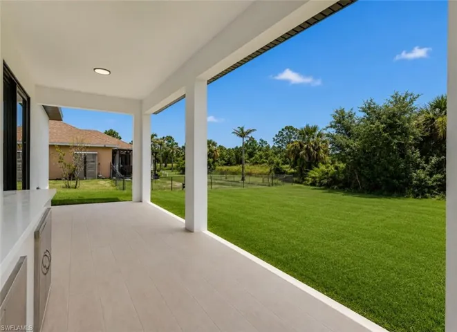 913 Joponica Ave S, Lehigh Acres, Florida 33974