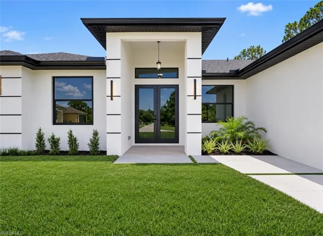 913 Joponica Ave S, Lehigh Acres, Florida 33974