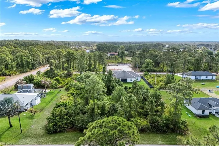 Front of oversized lot