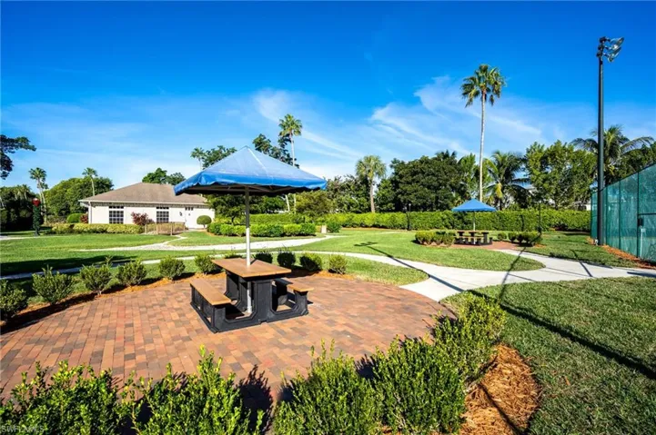 6541  Ilex  CIR, Naples, FL 34109