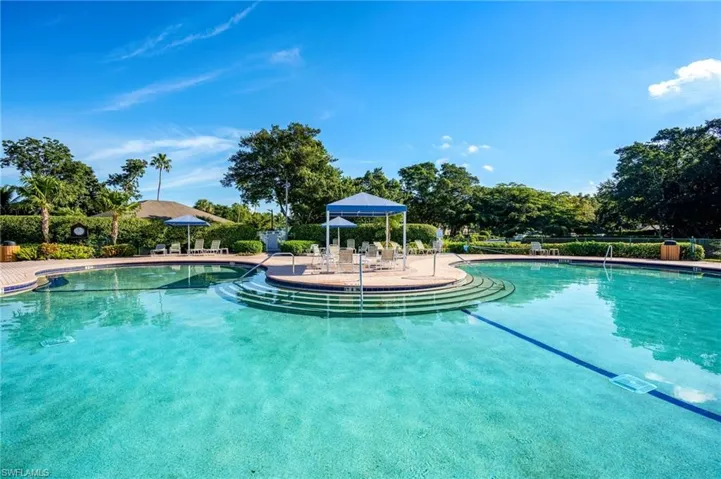 6541 Ilex Cir, Naples, Florida 34109