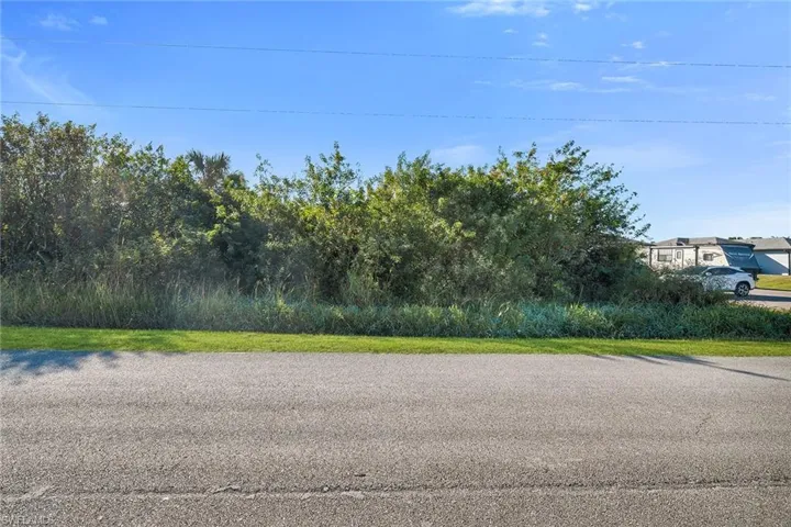 Shady Hollow W BLVD, Naples, FL 34120