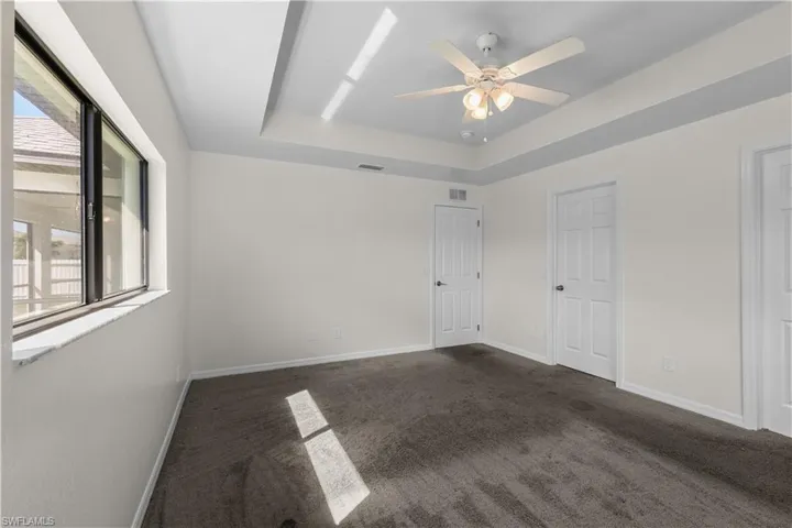 518 Se Van Loon Ter, Cape Coral, Florida 33990