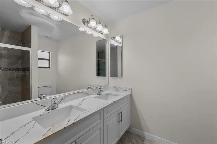518 Se Van Loon Ter, Cape Coral, Florida 33990