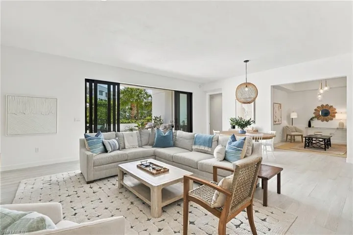 1115 Central Ave 242, Naples, Florida 34102