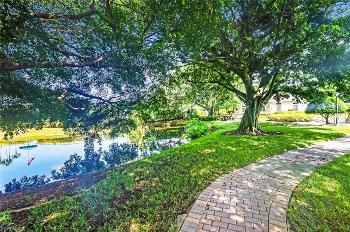 6625 Ilex Cir A, Naples, Florida 34109