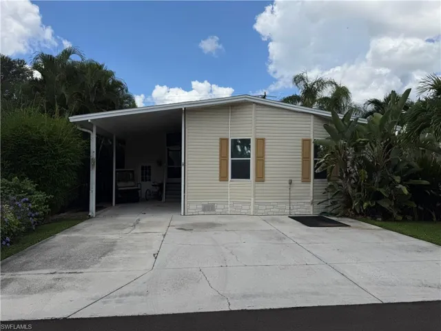 5730  Maplewood  CT, Fort Myers, FL 33905