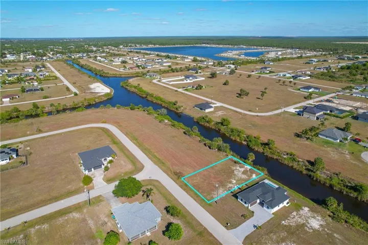 3825 Nw 38th Ave, Cape Coral, Florida 33993