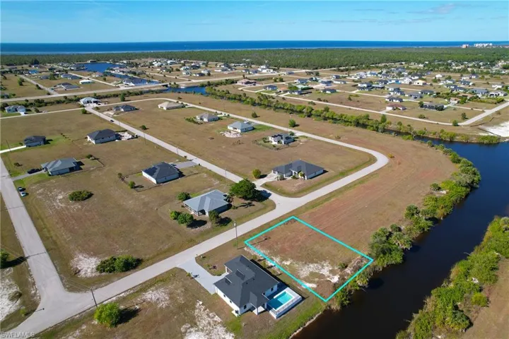 3825 Nw 38th Ave, Cape Coral, Florida 33993