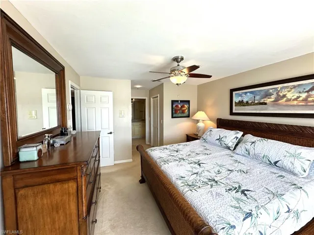 Primary bedroom with en-suite and double walk in closets