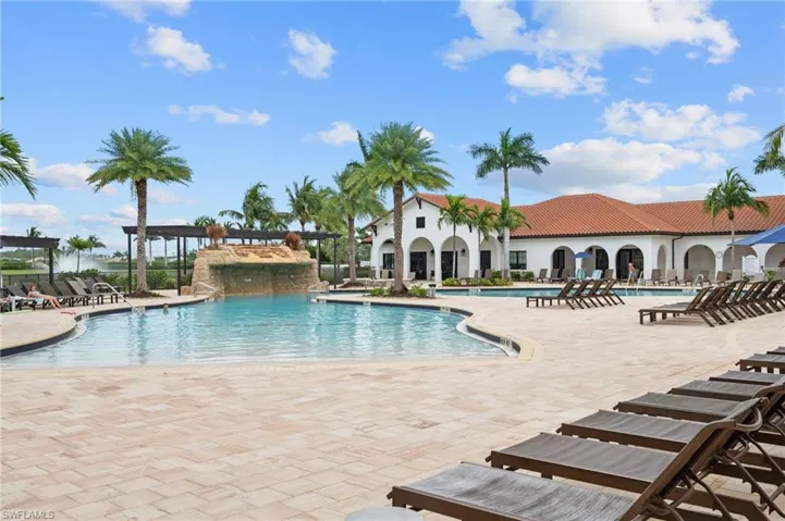 11894  White Stone  DR, Fort Myers, FL 33913