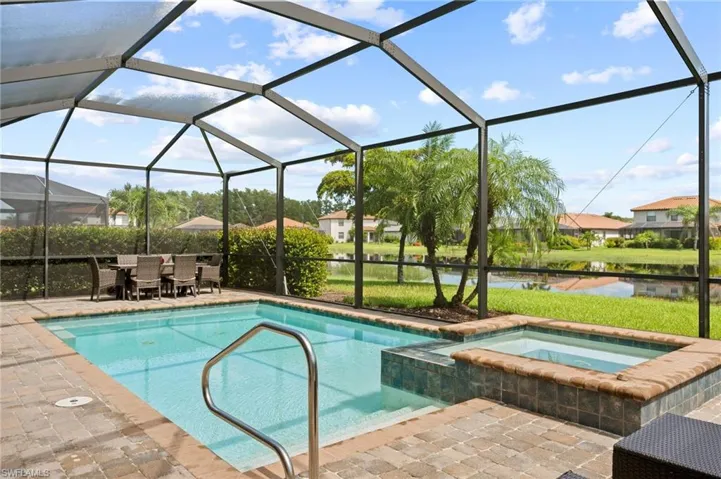 11894  White Stone  DR, Fort Myers, FL 33913