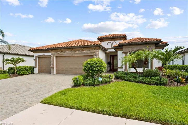 11894  White Stone  DR, Fort Myers, FL 33913