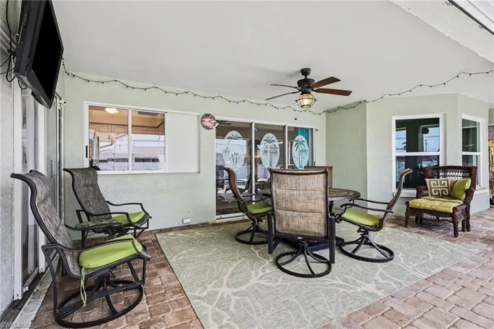 3754 Se 3rd Ave, Cape Coral, Florida 33904