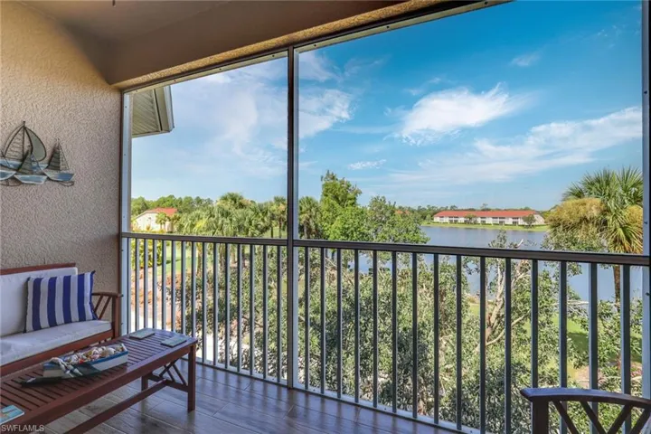 2740  Cypress Trace  CIR, Naples, FL 34119
