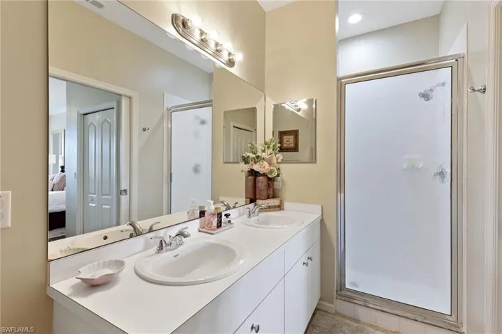 2740  Cypress Trace  CIR, Naples, FL 34119