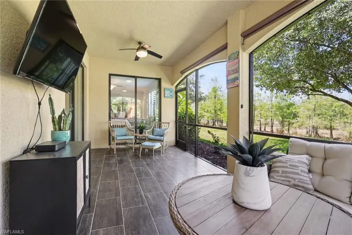 Spacious Screened-In Lanai