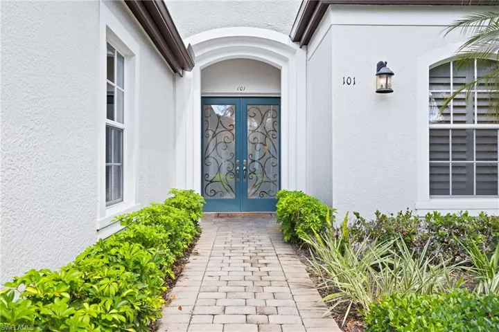28571 Calabria Ct 101, Naples, Florida 34110