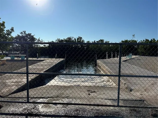 Boat ramp