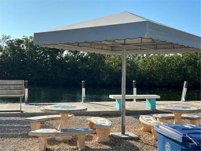 Sitting area