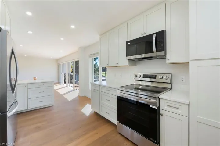 104 Clubhouse Dr # 272, Naples, Florida 34105