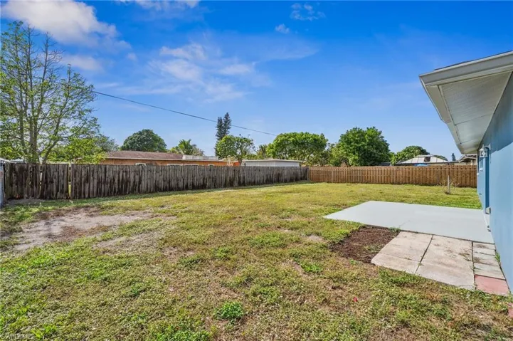 Patio & Backyard