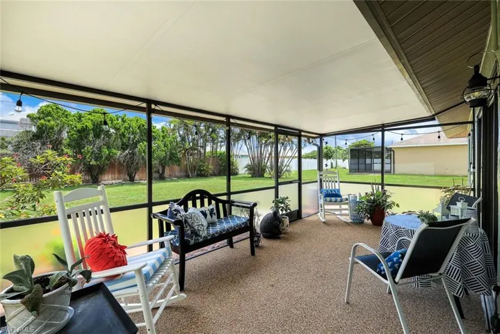 622 Sw 22nd Ter, Cape Coral, Florida 33991